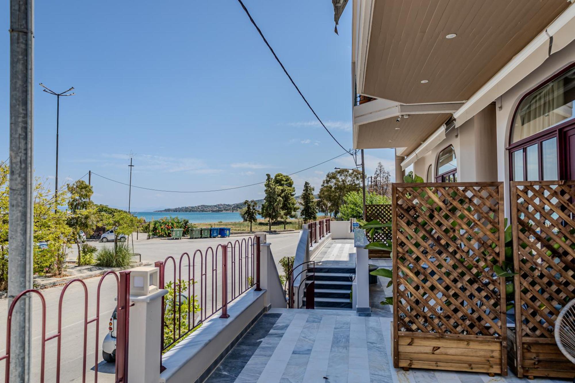 Take Me Here With A Sea View By Salt Apartments Volos Exteriér fotografie