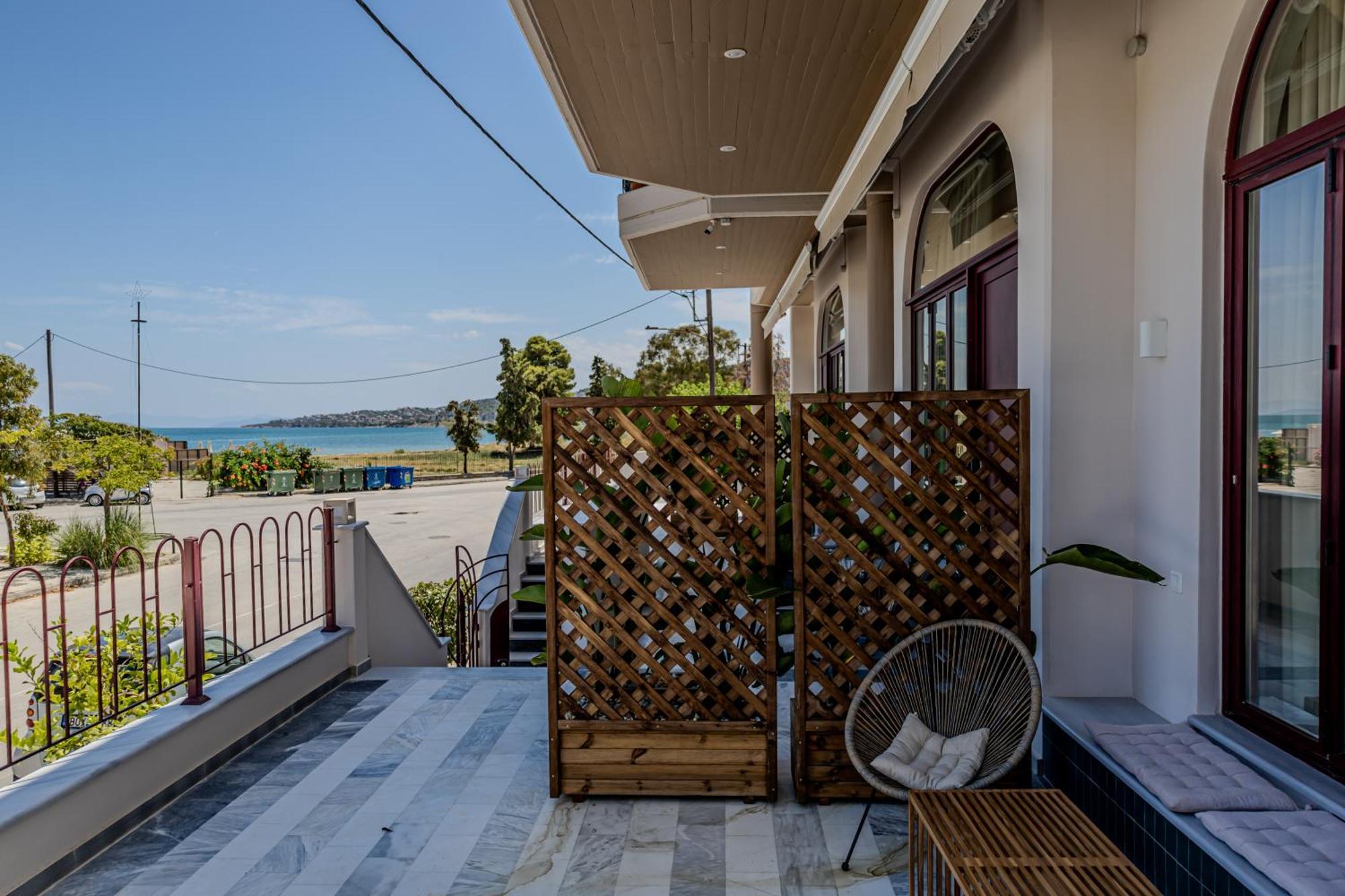 Take Me Here With A Sea View By Salt Apartments Volos Exteriér fotografie